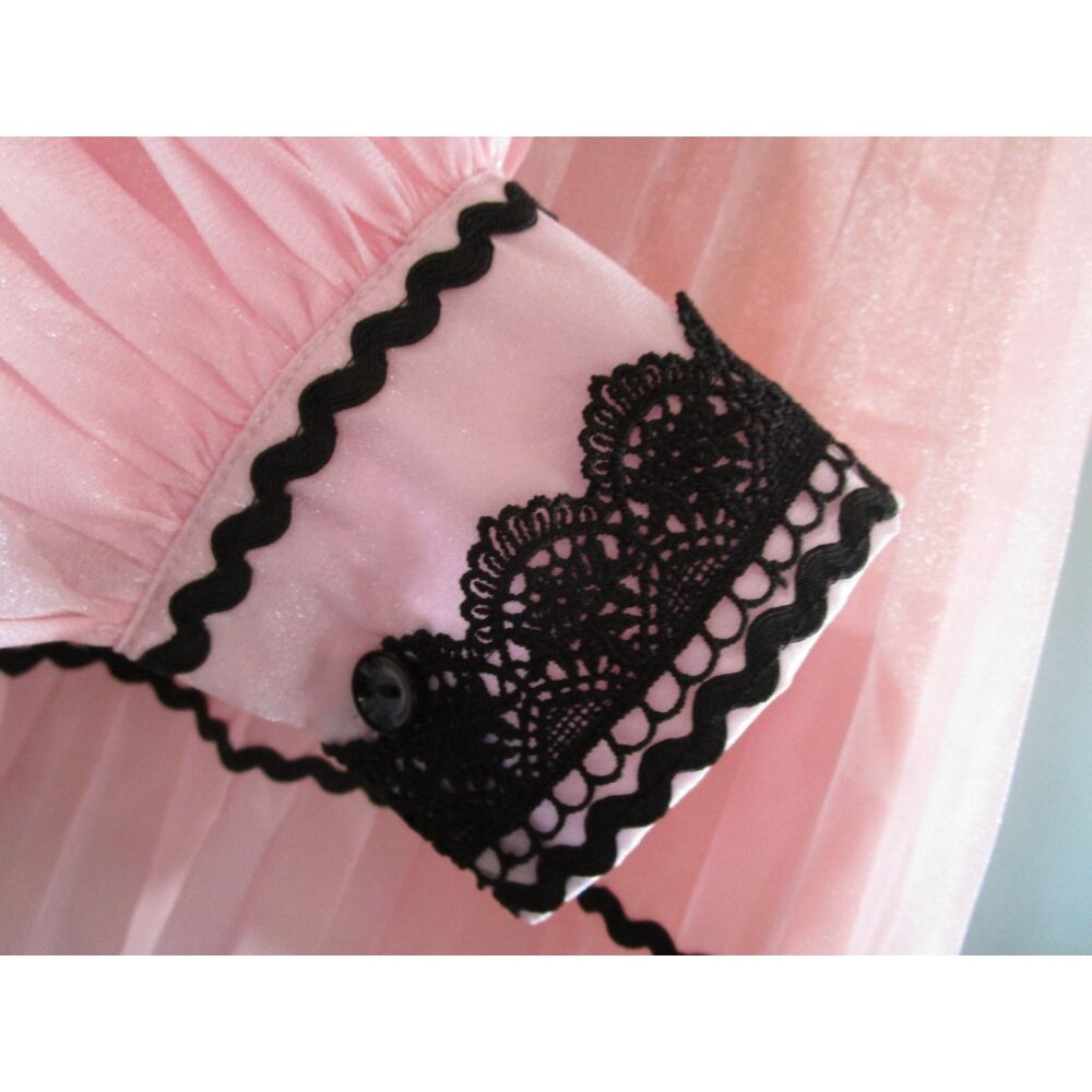 VGU Pink Accordion Pleated Swing Blouse Black RicRac Lace Vintage Style Med EUC - Picture 3 of 15